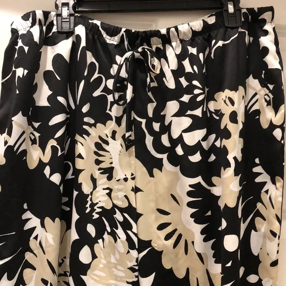 NATORI PAJAMA SET “Solel” Matte Satin NWT sz L, XL - Picture 6 of 8